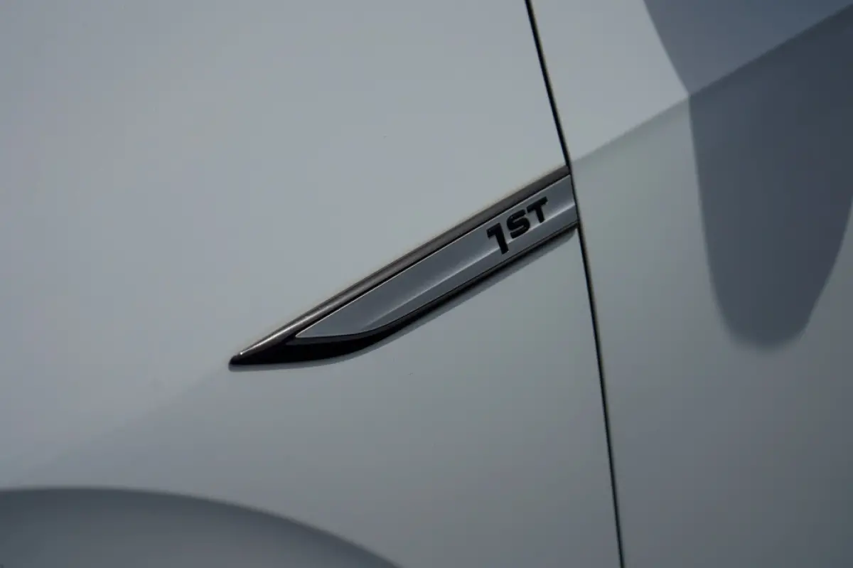 First Plus 58 kWh | 87,93% SOH | IQ | Camera | Adap. Cruise | St