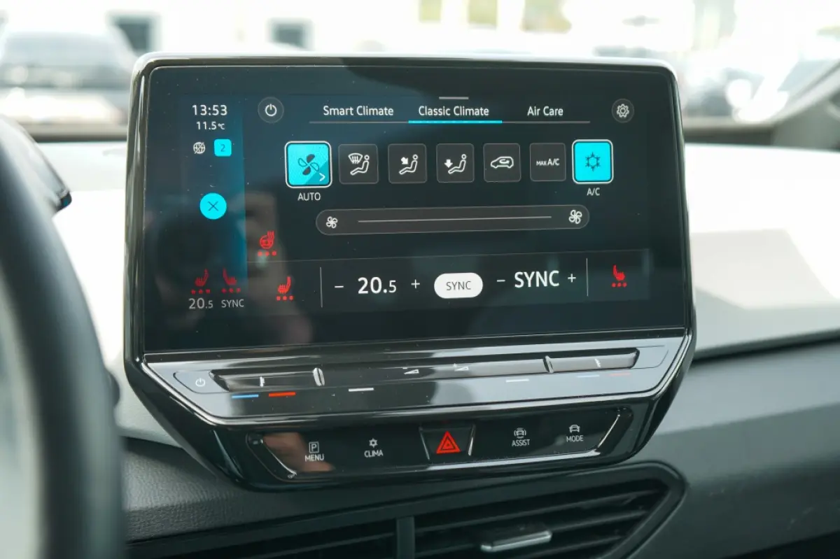 First Plus 58 kWh | 87,93% SOH | IQ | Camera | Adap. Cruise | St