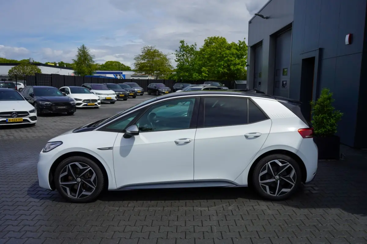 First Plus 58 kWh | 87,93% SOH | IQ | Camera | Adap. Cruise | St
