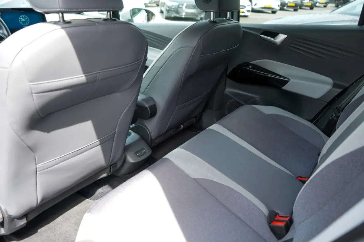 First Plus 58 kWh | 87,93% SOH | IQ | Camera | Adap. Cruise | St