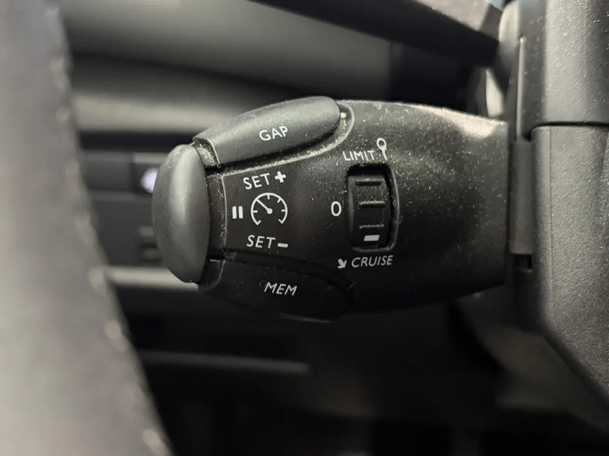 1.2 PureTech Shine | 360° Camera | Navigatie | Climate control