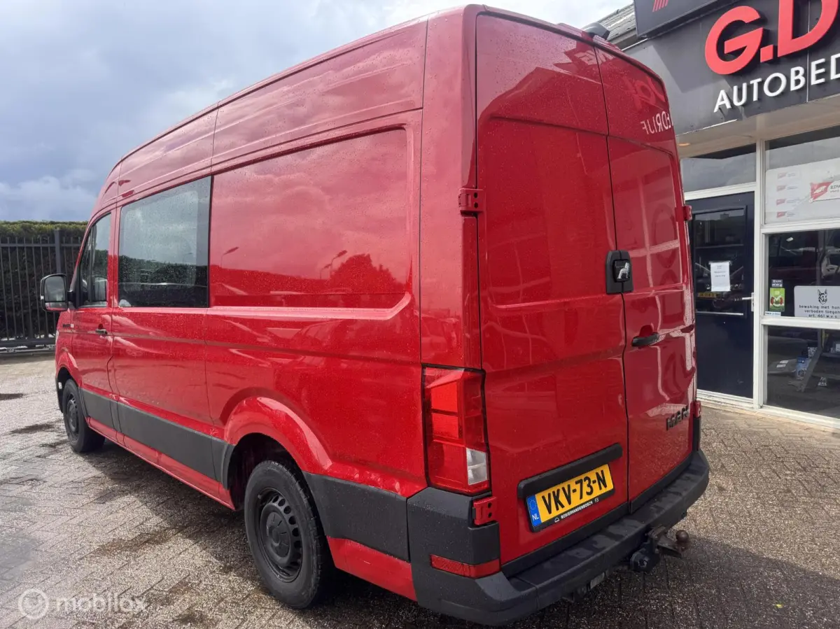 35 2.0 Crafter Standaard Hoog Dub cab 140 PK