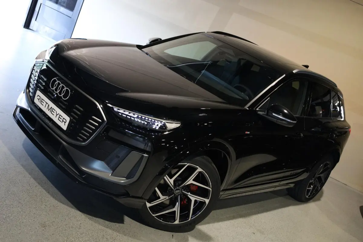 S edition performance 100 kWh |Pano |Elektr. Trekhaak |360° |Memory |Sfeer |ACC
