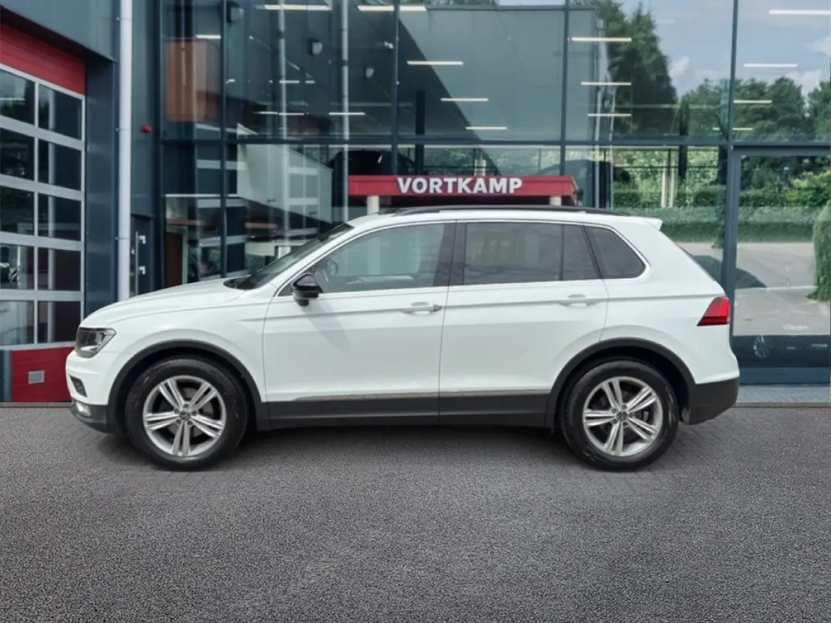 1.4 TSI DSG HIGHLINE PANO-DAK/NAVI/STOELVERW/ACC/PDC
