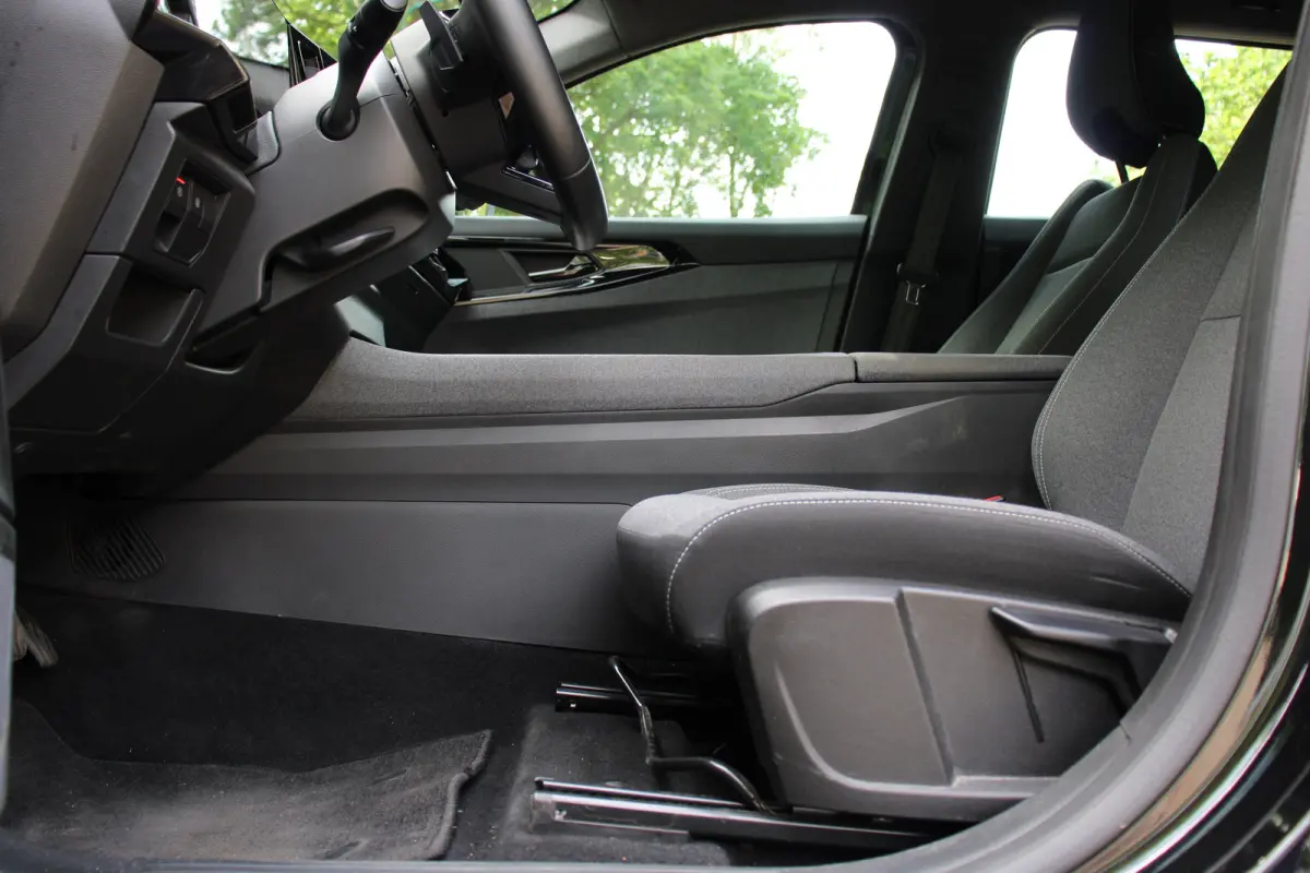1.2 E-Tech full hybrid 200 evolution | 1E EIGENAAR | NL-AUTO! | STOELVERWARMING | DODE HOEK DETECTIE | CAMERA | PARK SENSOR