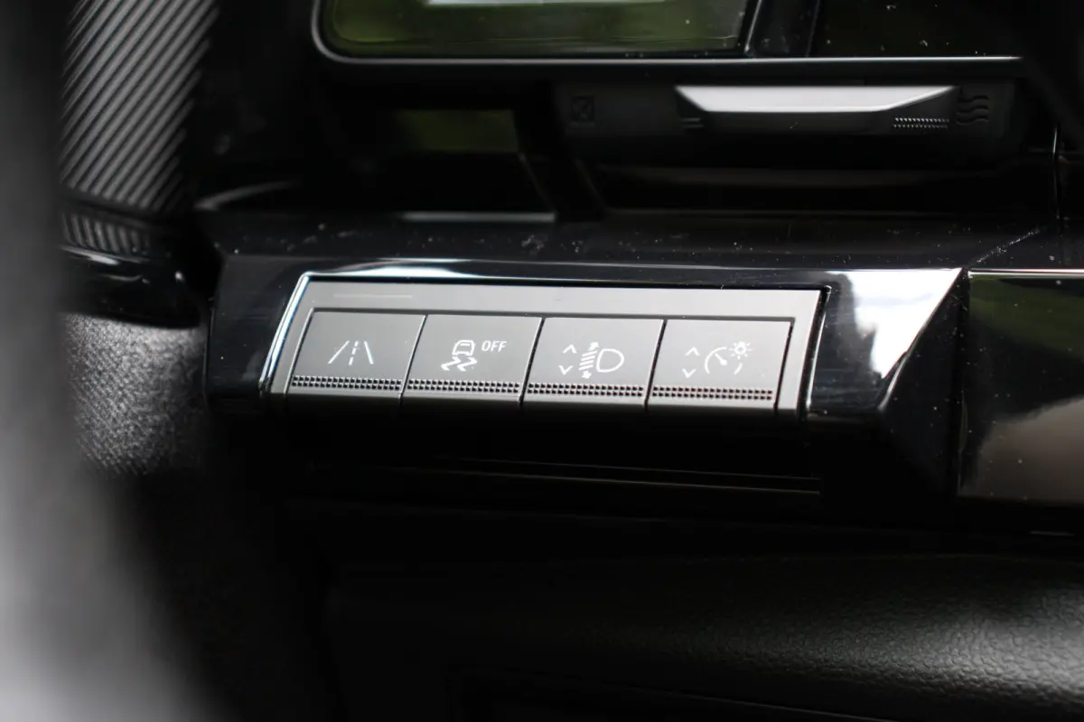 1.2 E-Tech full hybrid 200 evolution | 1E EIGENAAR | NL-AUTO! | STOELVERWARMING | DODE HOEK DETECTIE | CAMERA | PARK SENSOR