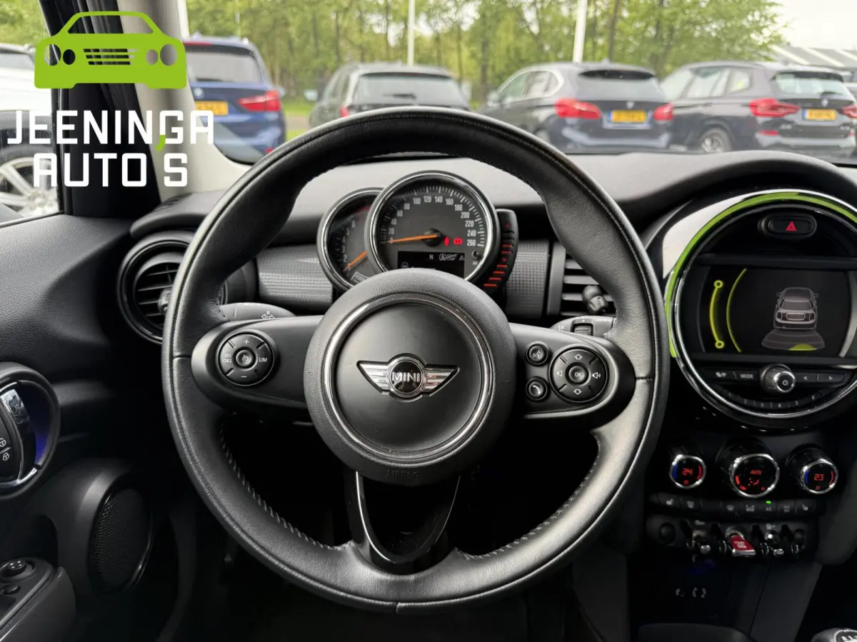 Mini 1.5 Cooper|Navi|Clima|Stoelverwarming