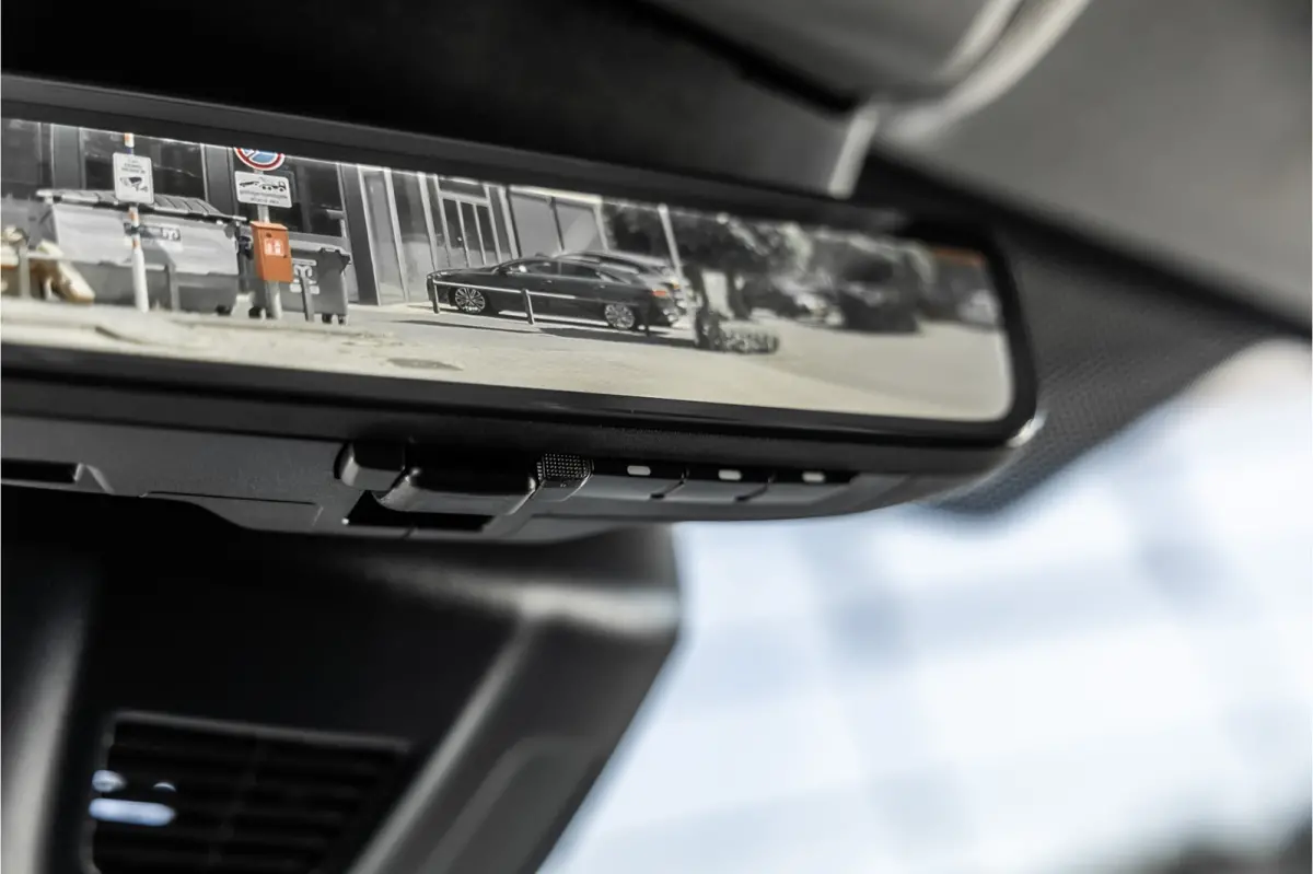300 2.0 TDCI L2H1 Limited DC | BPM VRIJ | Dubbel Cabine | Elec schuifdeuren | ACC | Blind Spot | 360 Camera | CarPlay | Navigatie | Stoelverwarming | 5-Zitter | BPM Vrij