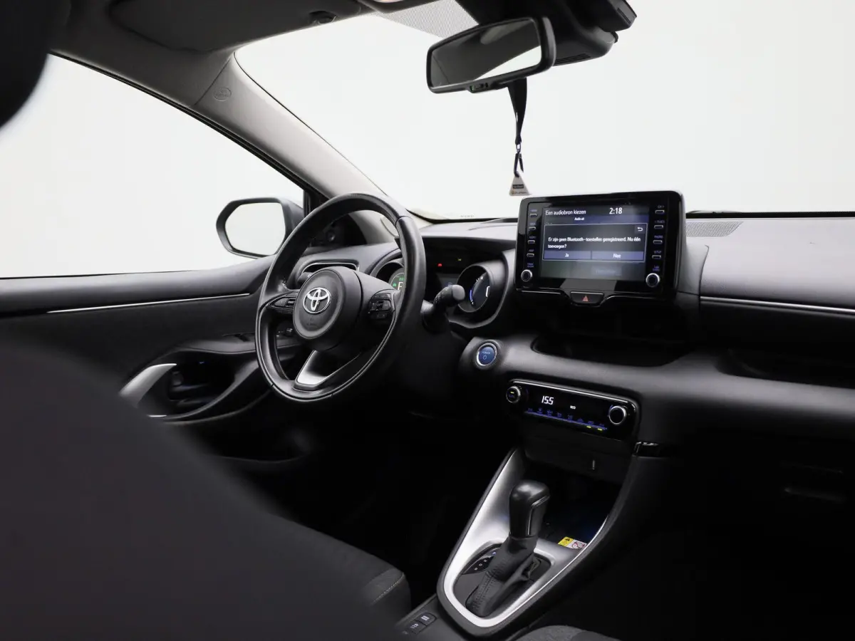 1.5 Hybrid Business Plus | Automaat | LMV | Navigatie | Parkeer sensoren | Bluetooth | Climate control | DAB | Cruise control | Camera | Head up |