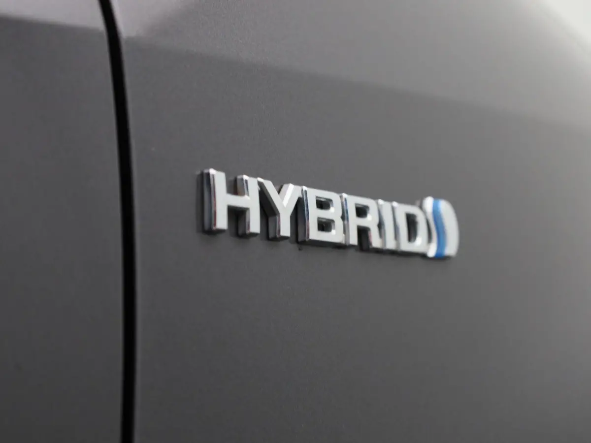 1.5 Hybrid Business Plus | Automaat | LMV | Navigatie | Parkeer sensoren | Bluetooth | Climate control | DAB | Cruise control | Camera | Head up |