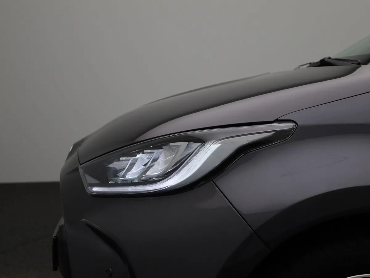 1.5 Hybrid Business Plus | Automaat | LMV | Navigatie | Parkeer sensoren | Bluetooth | Climate control | DAB | Cruise control | Camera | Head up |