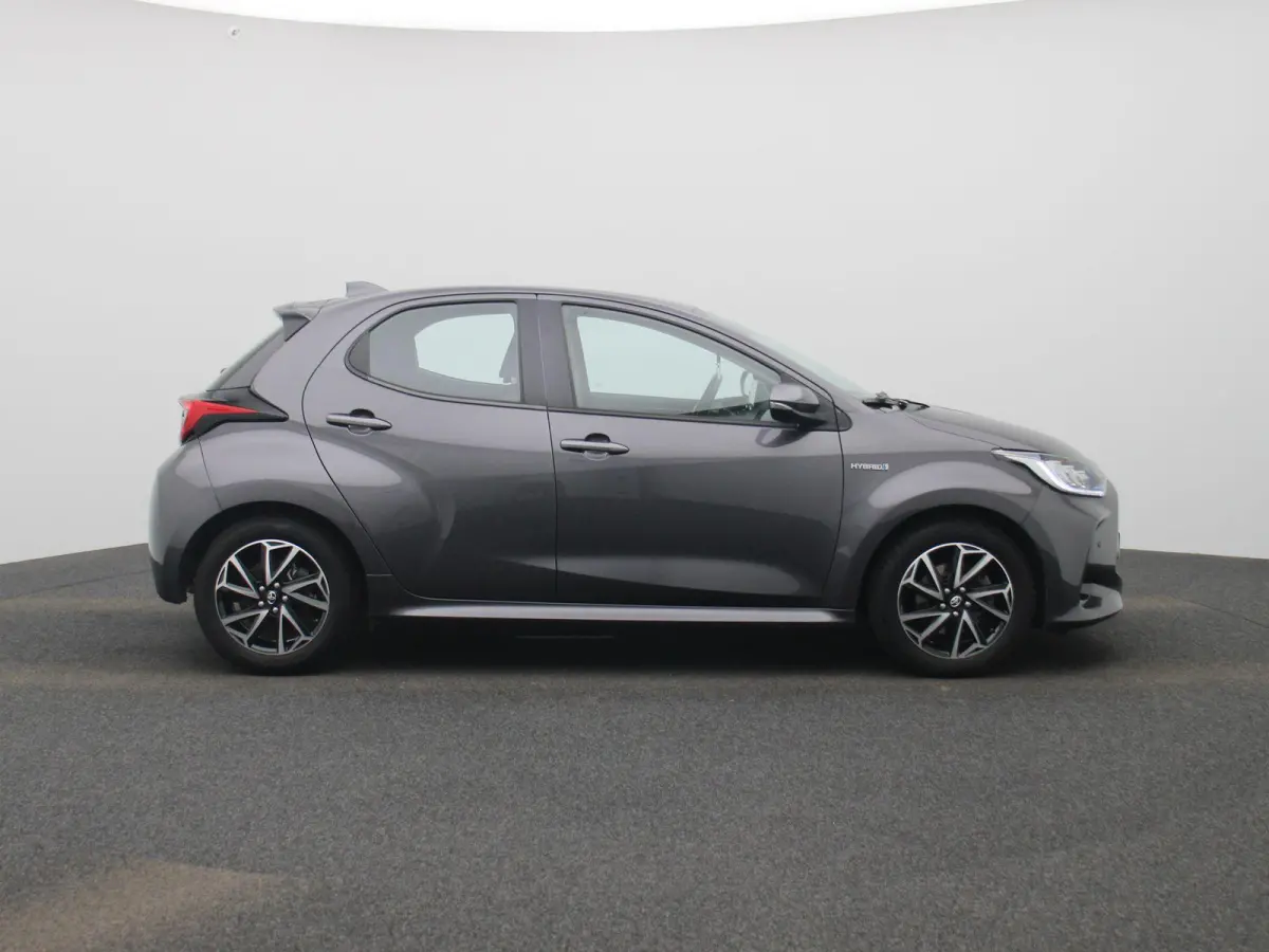 1.5 Hybrid Business Plus | Automaat | LMV | Navigatie | Parkeer sensoren | Bluetooth | Climate control | DAB | Cruise control | Camera | Head up |