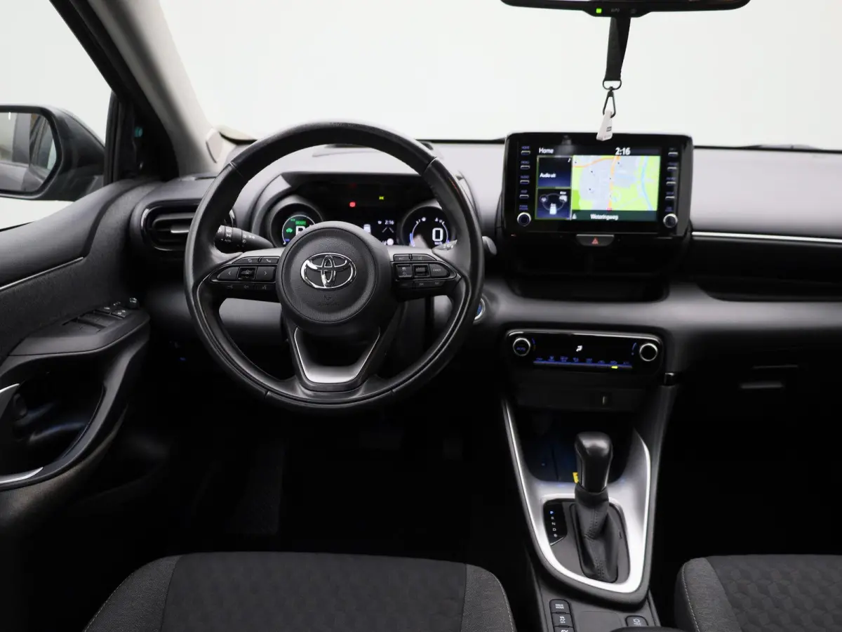 1.5 Hybrid Business Plus | Automaat | LMV | Navigatie | Parkeer sensoren | Bluetooth | Climate control | DAB | Cruise control | Camera | Head up |
