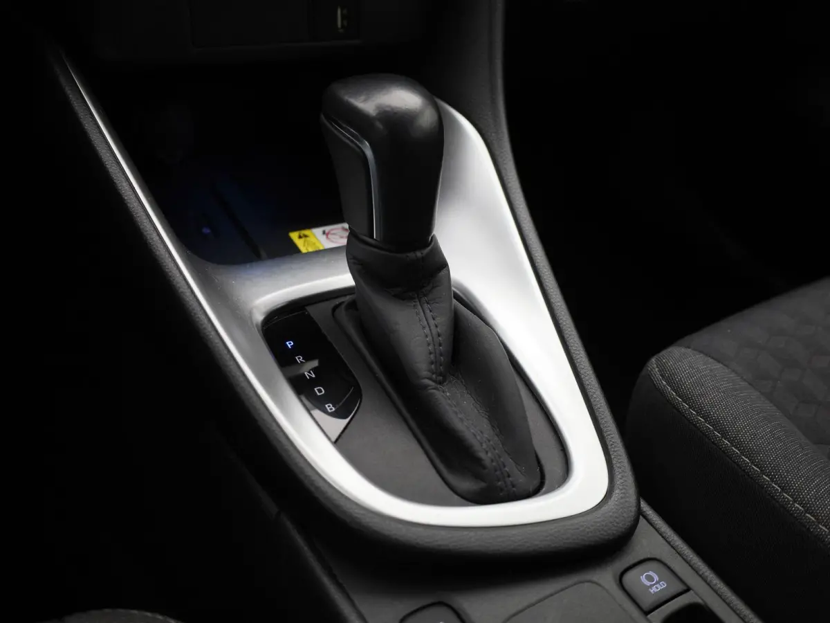 1.5 Hybrid Business Plus | Automaat | LMV | Navigatie | Parkeer sensoren | Bluetooth | Climate control | DAB | Cruise control | Camera | Head up |