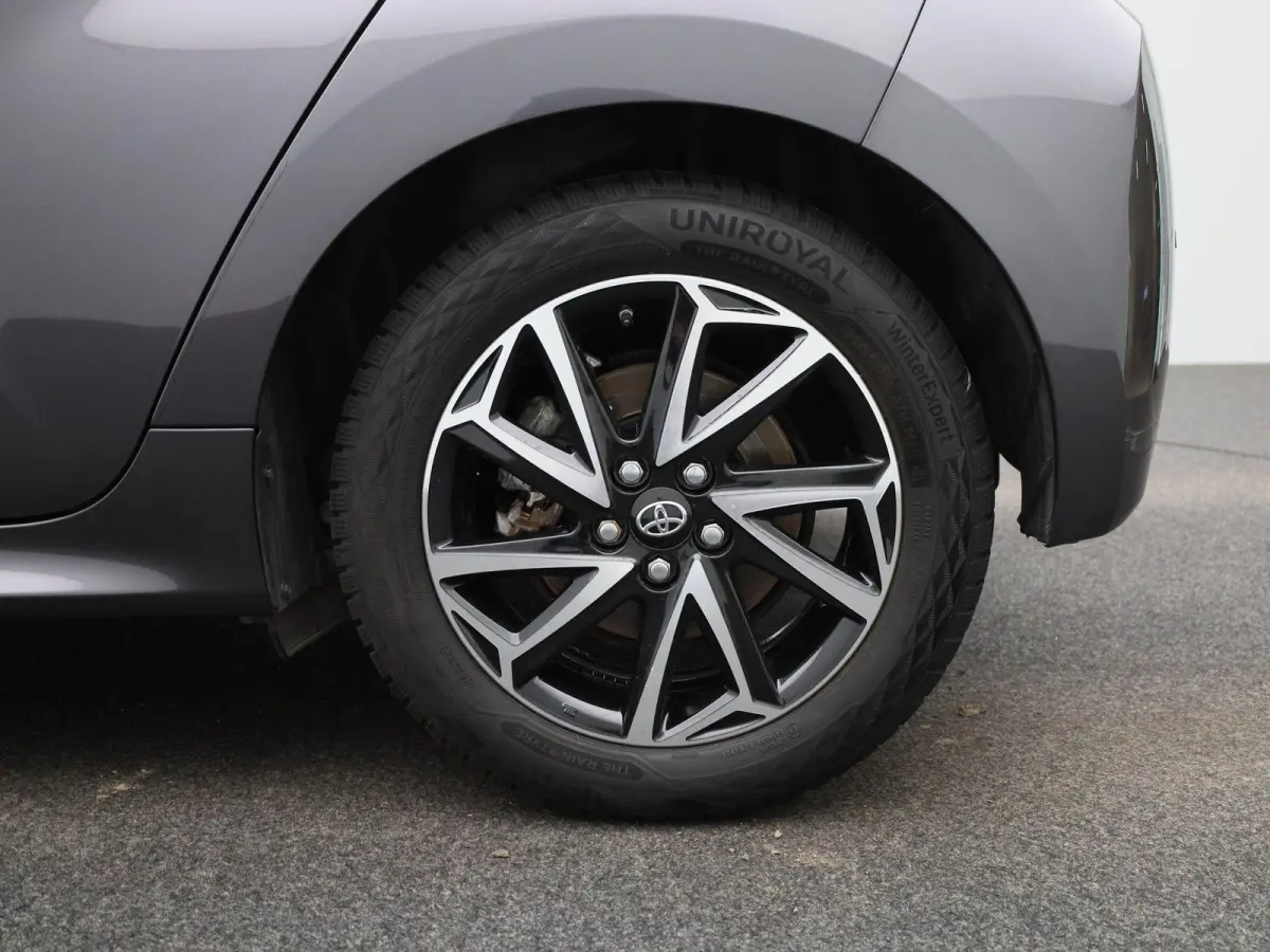 1.5 Hybrid Business Plus | Automaat | LMV | Navigatie | Parkeer sensoren | Bluetooth | Climate control | DAB | Cruise control | Camera | Head up |