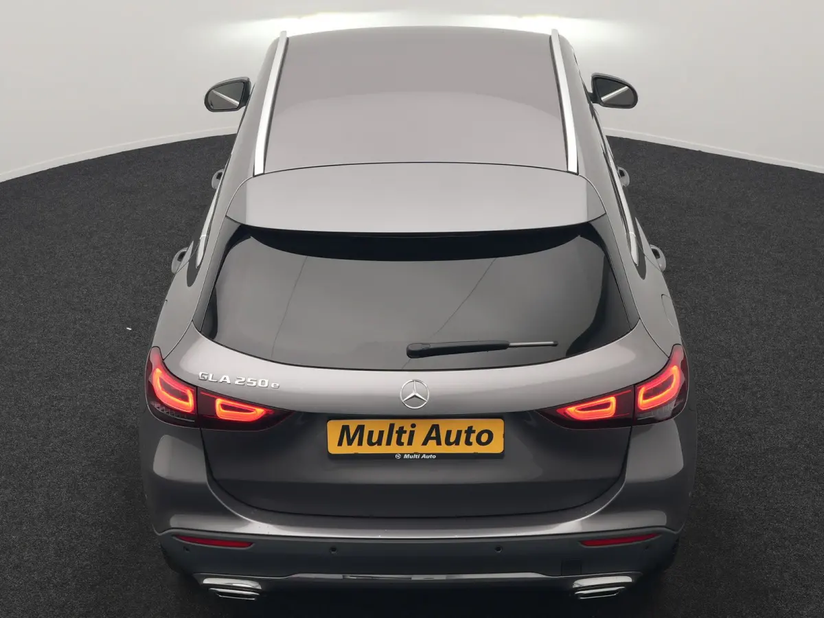 250 e Business Line PHEV 218pk Dealer O.H. | Trekhaak Af Fabriek | Camera | Sportstoelen Verwarmd | Sfeerverlichting | Apple Carplay | Navigatie | DAB | Virtual | 18"L.M | Plug In Hybrid |
