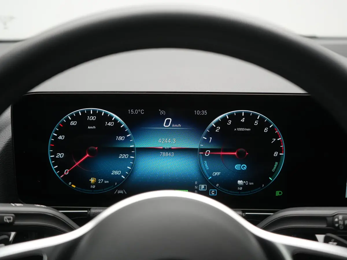 250 e Business Line PHEV 218pk Dealer O.H. | Trekhaak Af Fabriek | Camera | Sportstoelen Verwarmd | Sfeerverlichting | Apple Carplay | Navigatie | DAB | Virtual | 18"L.M | Plug In Hybrid |
