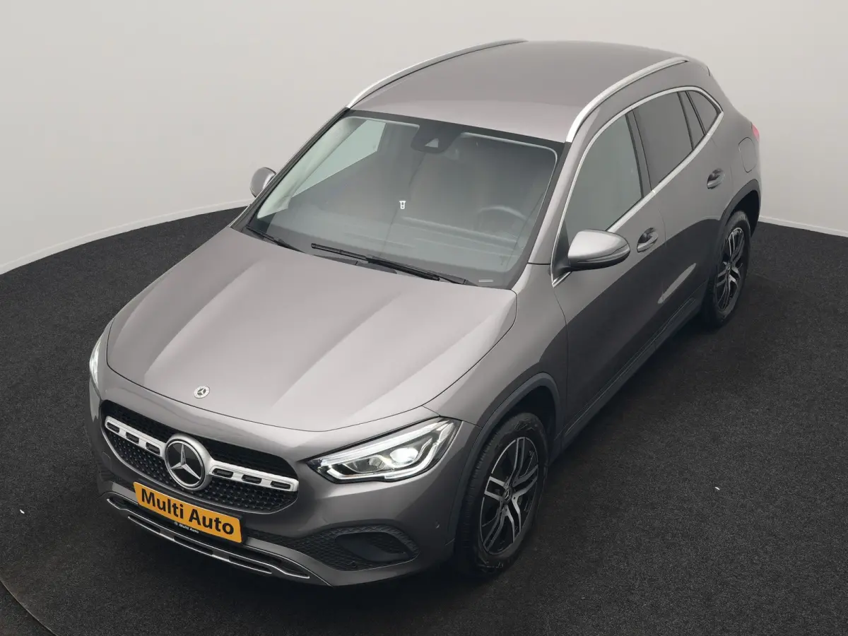 250 e Business Line PHEV 218pk Dealer O.H. | Trekhaak Af Fabriek | Camera | Sportstoelen Verwarmd | Sfeerverlichting | Apple Carplay | Navigatie | DAB | Virtual | 18"L.M | Plug In Hybrid |