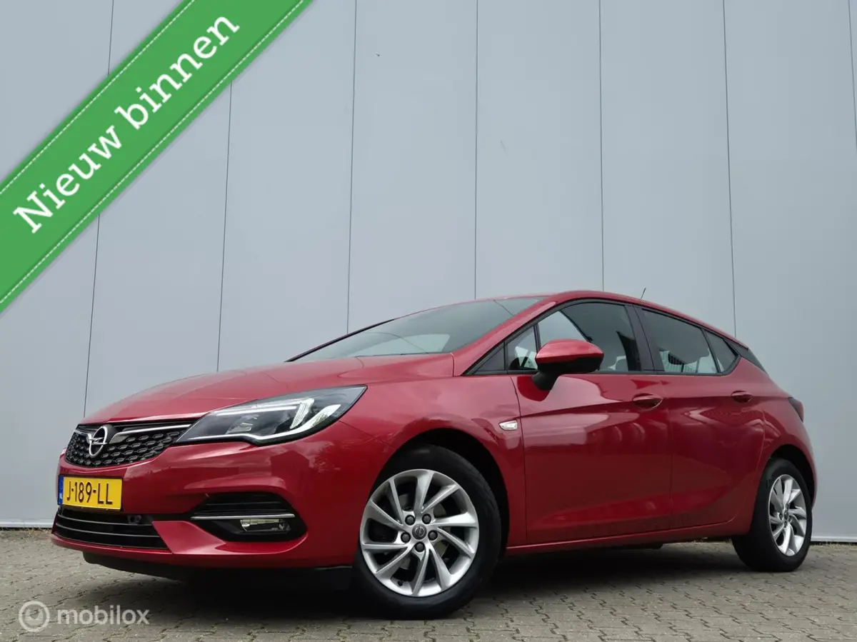 1.2 BUSINESS EDITION/CAMERA/LED/CARPLAY/BLUETOOTH/CLIMATE/CARPLAY/NAVI
