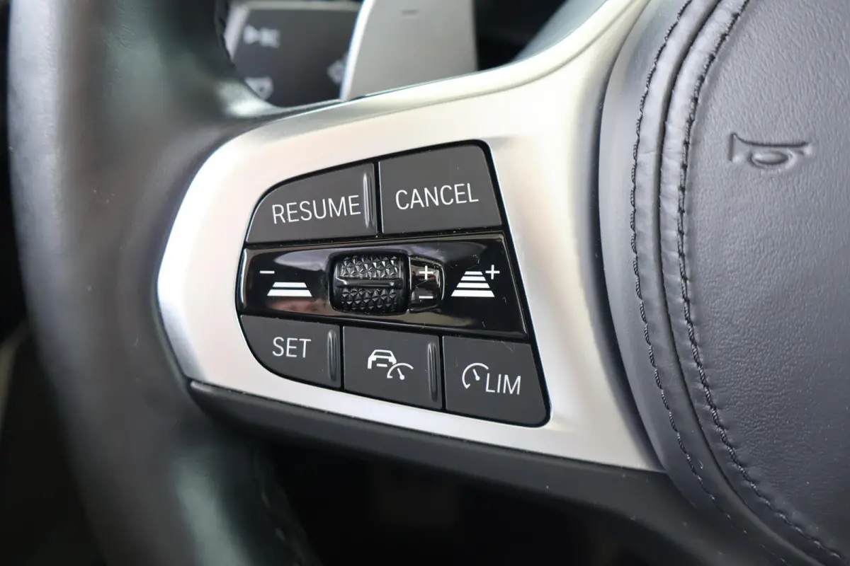 M40i | Stuur- en stoelverwarming | Harman/Kardon | Head-Up Display