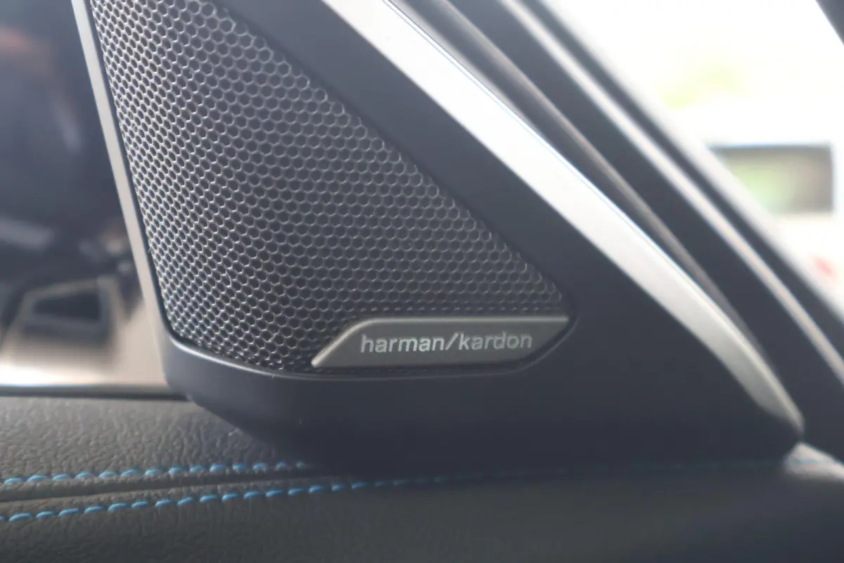 M40i | Stuur- en stoelverwarming | Harman/Kardon | Head-Up Display