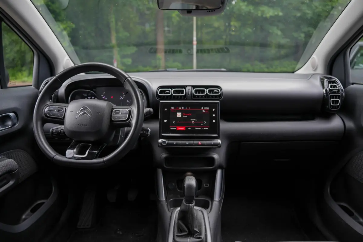 1.2 PureTech Feel | Climate | Cruise | Bluetooth