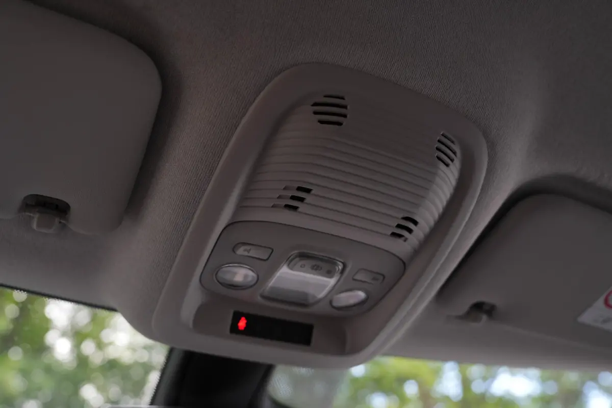 1.2 PureTech Feel | Climate | Cruise | Bluetooth
