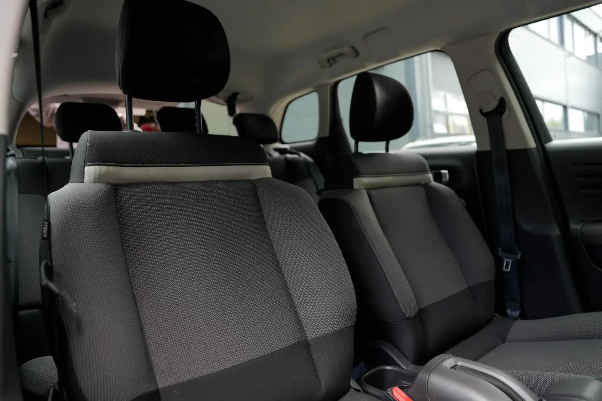 1.2 PureTech Feel | Climate | Cruise | Bluetooth