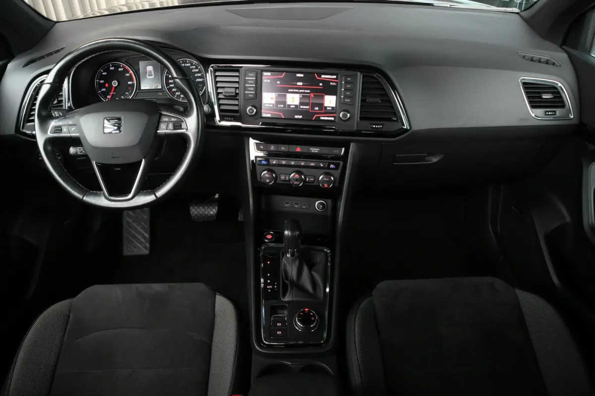1.4 EcoTSI Xcellence CARPLAY | CRUISE | LED