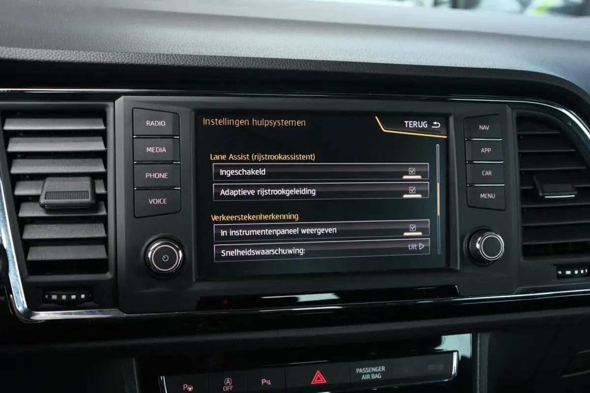 1.4 EcoTSI Xcellence CARPLAY | CRUISE | LED