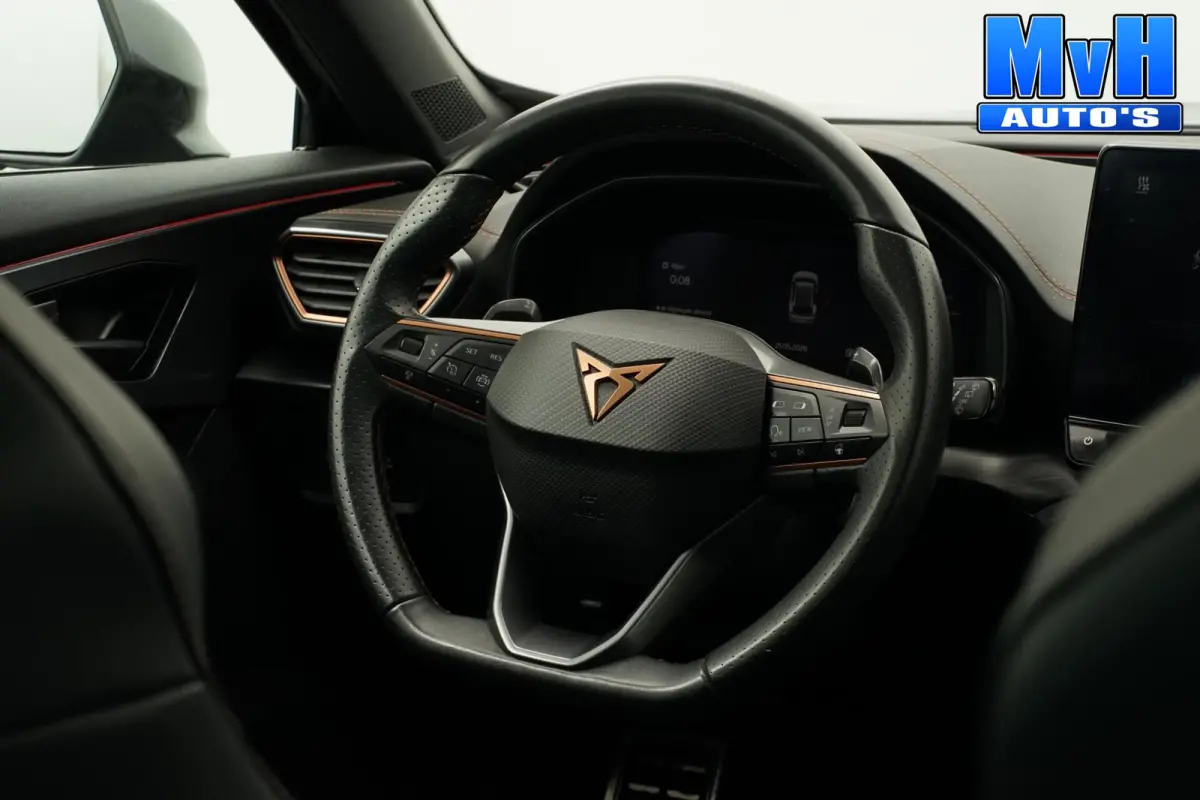 1.4 PHEV VZ Perfrormance|PANO|KUIPST|SOH98%
