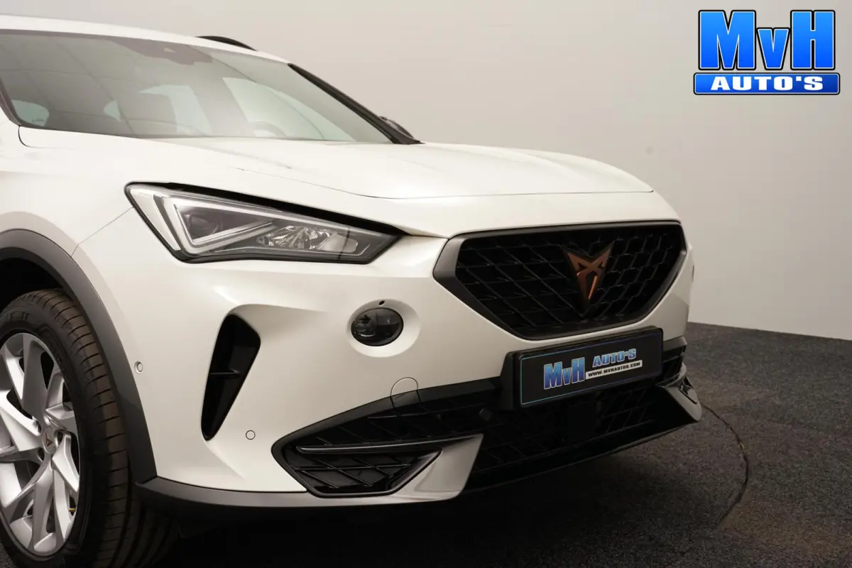 1.4 PHEV|PANO|STUUR.VERW|TREKHAAK|CAM|SOH91%