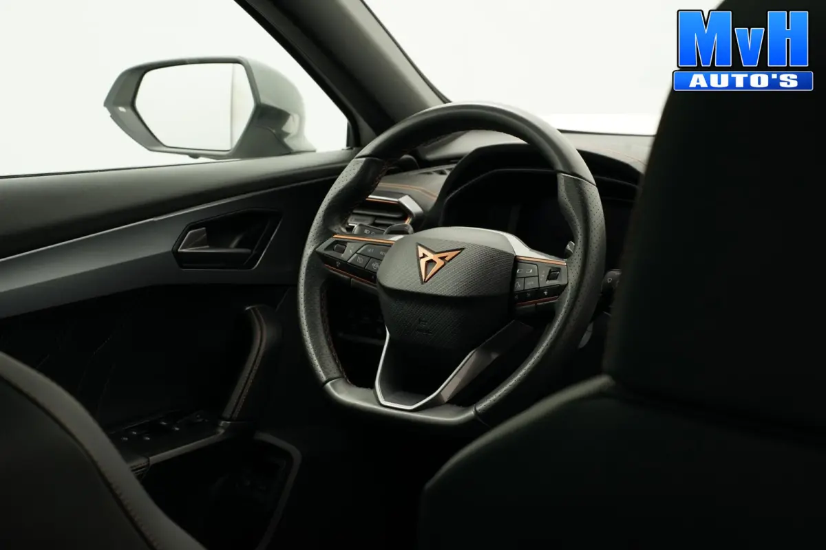 1.4 PHEV|PANO|STUUR.VERW|TREKHAAK|CAM|SOH91%
