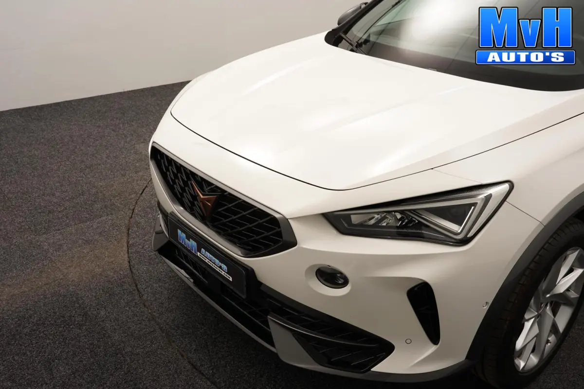 1.4 PHEV|PANO|STUUR.VERW|TREKHAAK|CAM|SOH91%