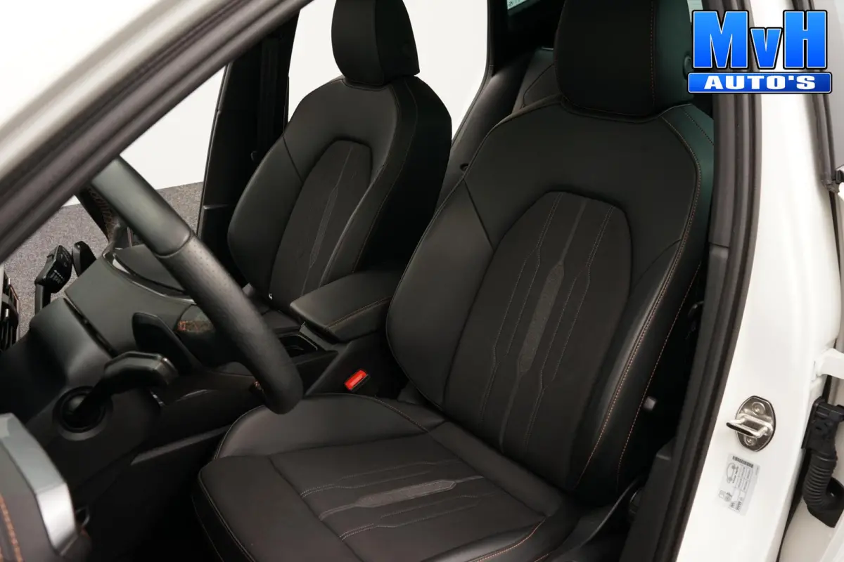 1.4 PHEV|PANO|STUUR.VERW|TREKHAAK|CAM|SOH91%