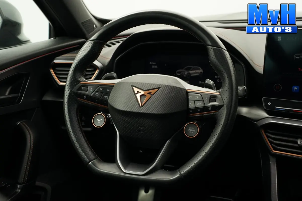 1.4 PHEV VZ Performance|PANO|KUIPST|TREKH|SOH98%