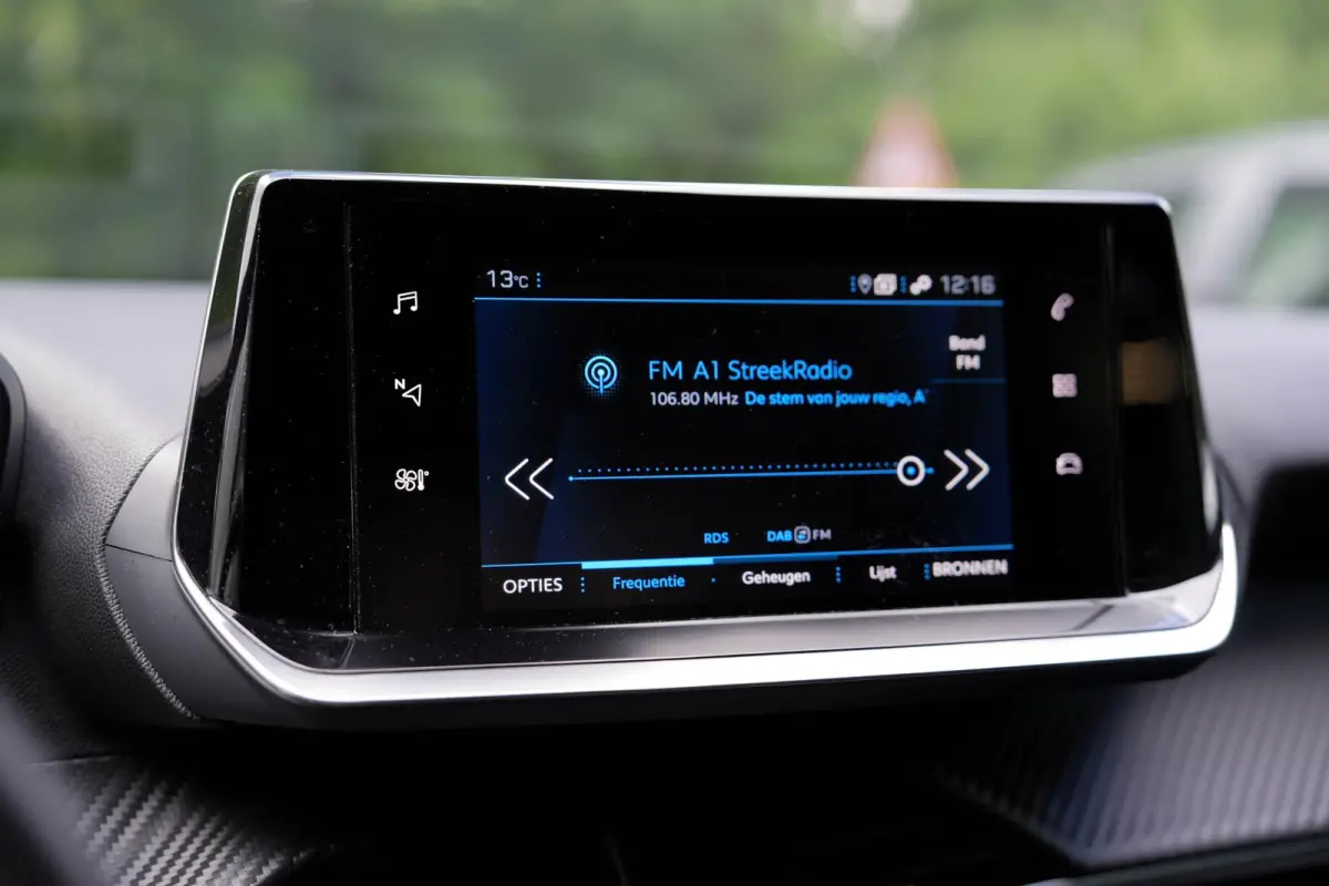 1.2 PureTech Active Pack | Camera | Carplay | Navi | Cruise