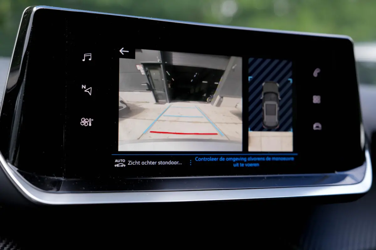 1.2 PureTech Active Pack | Camera | Carplay | Navi | Cruise