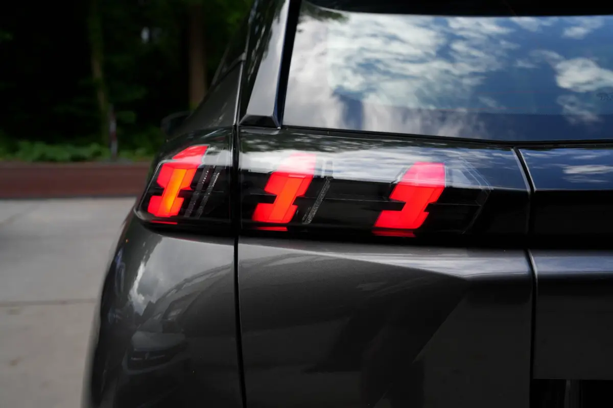 1.2 PureTech Active Pack | Camera | Carplay | Navi | Cruise