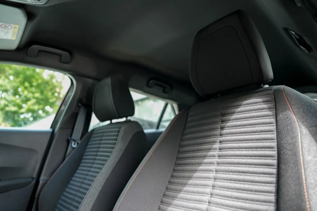 1.2 PureTech Active Pack | Camera | Carplay | Navi | Cruise