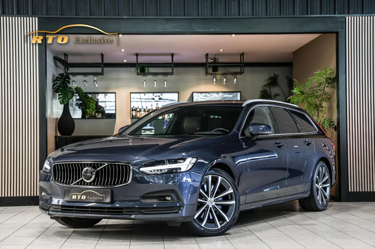 2.0 B4 Business Pro LEER TREKHAAK CAMERA CARPLAY NAVI ADAPTIEF CRUISE.
