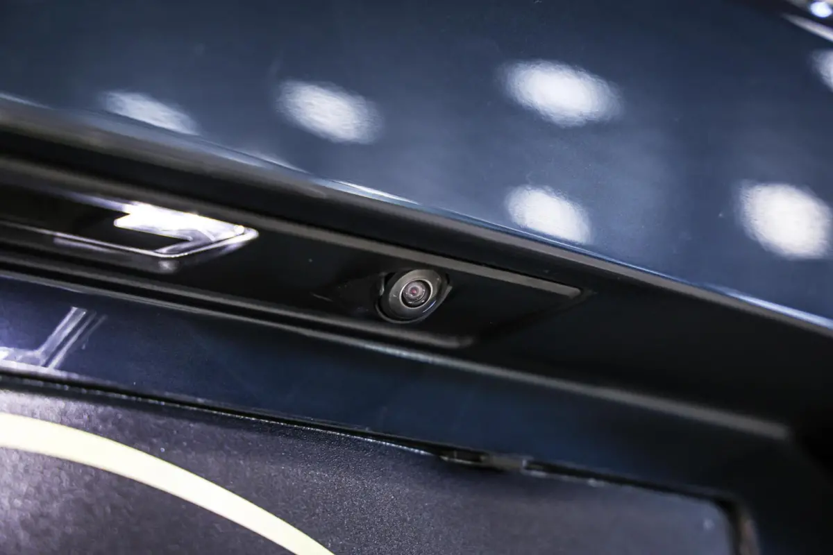 2.0 B4 Business Pro LEER TREKHAAK CAMERA CARPLAY NAVI ADAPTIEF CRUISE.