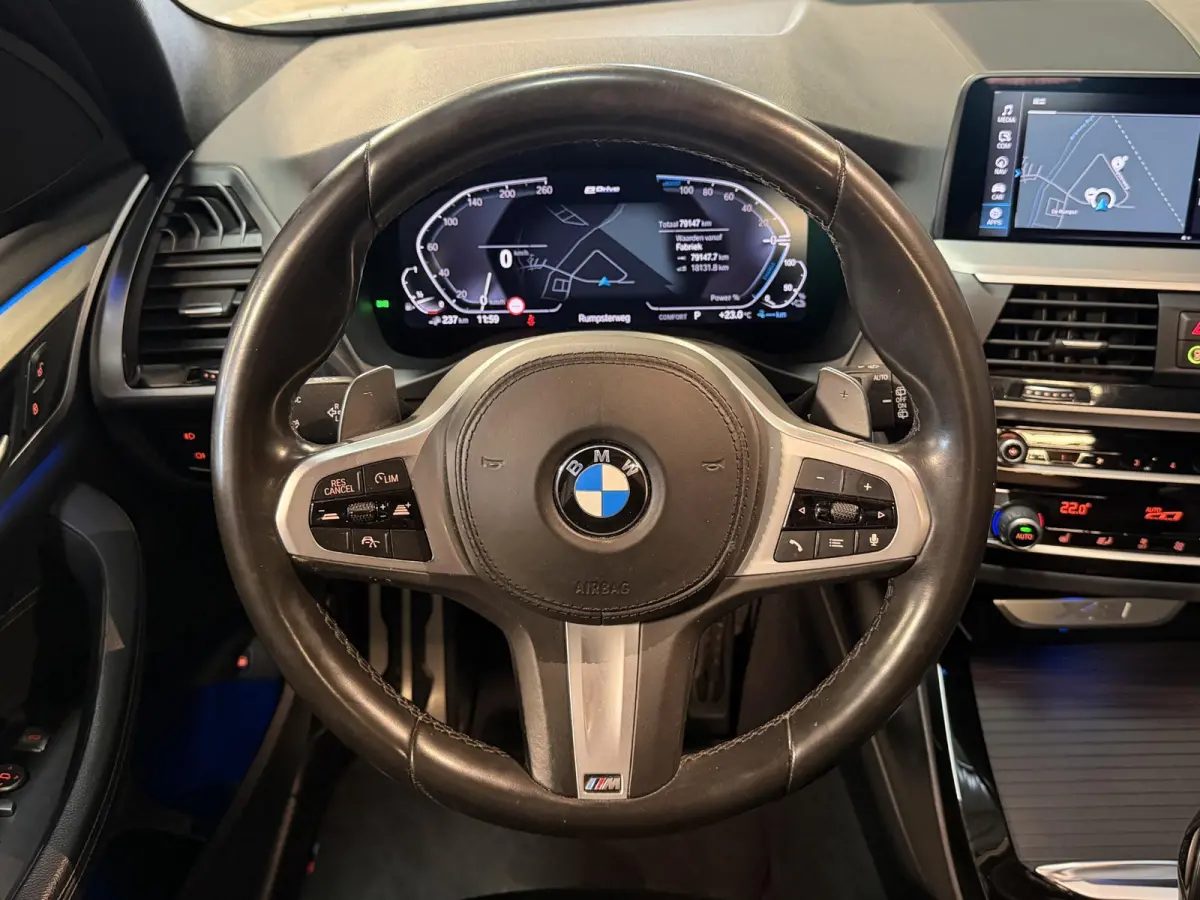 xDrive30e High Executive M Sport 20"/SOH 85%/Trekhaak/Adaptieve cruise/360 camera/HiFi/Keyless/Stoelverwarming/Apple Carplay & Android Auto