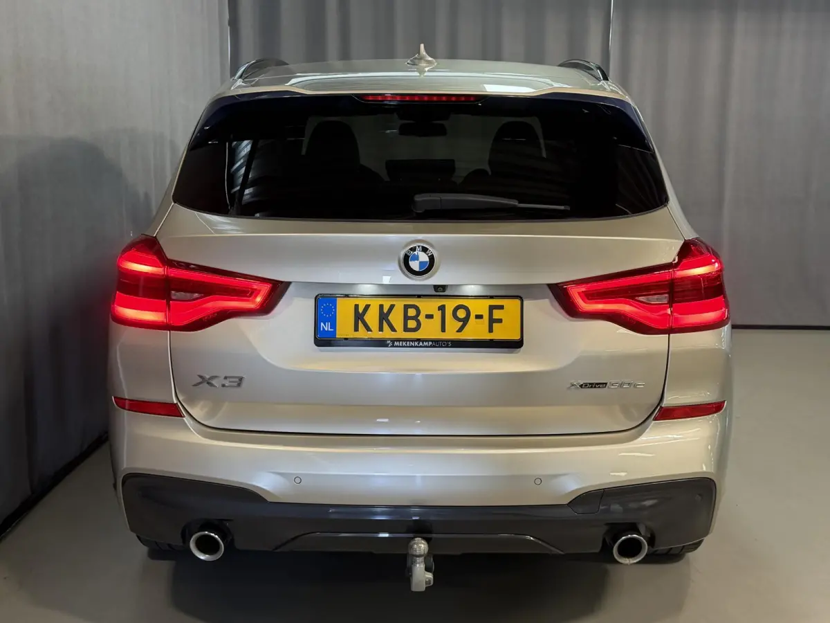 xDrive30e High Executive M Sport 20"/SOH 85%/Trekhaak/Adaptieve cruise/360 camera/HiFi/Keyless/Stoelverwarming/Apple Carplay & Android Auto
