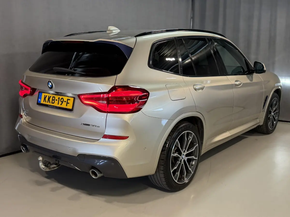 xDrive30e High Executive M Sport 20"/SOH 85%/Trekhaak/Adaptieve cruise/360 camera/HiFi/Keyless/Stoelverwarming/Apple Carplay & Android Auto