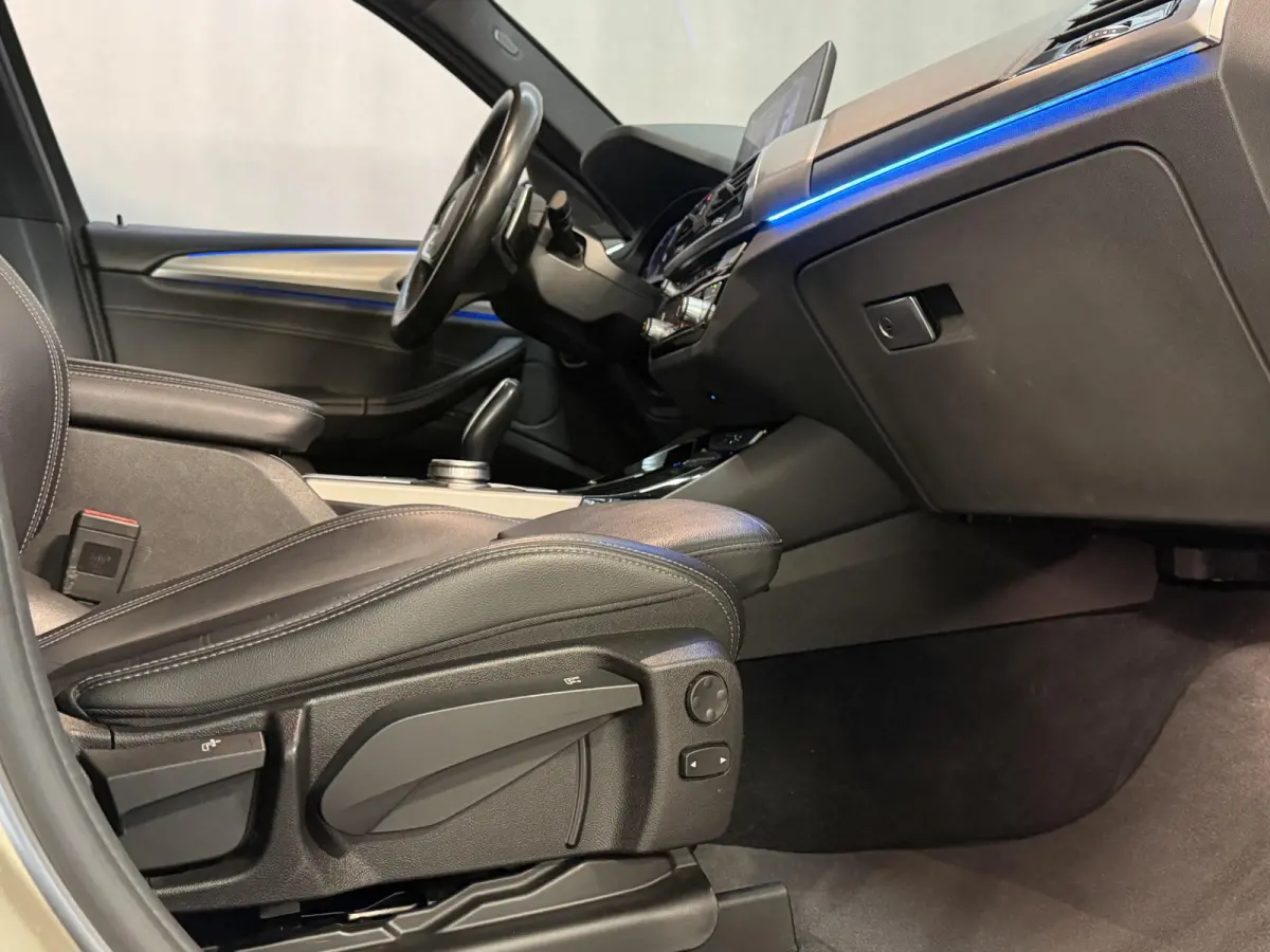 xDrive30e High Executive M Sport 20"/SOH 85%/Trekhaak/Adaptieve cruise/360 camera/HiFi/Keyless/Stoelverwarming/Apple Carplay & Android Auto