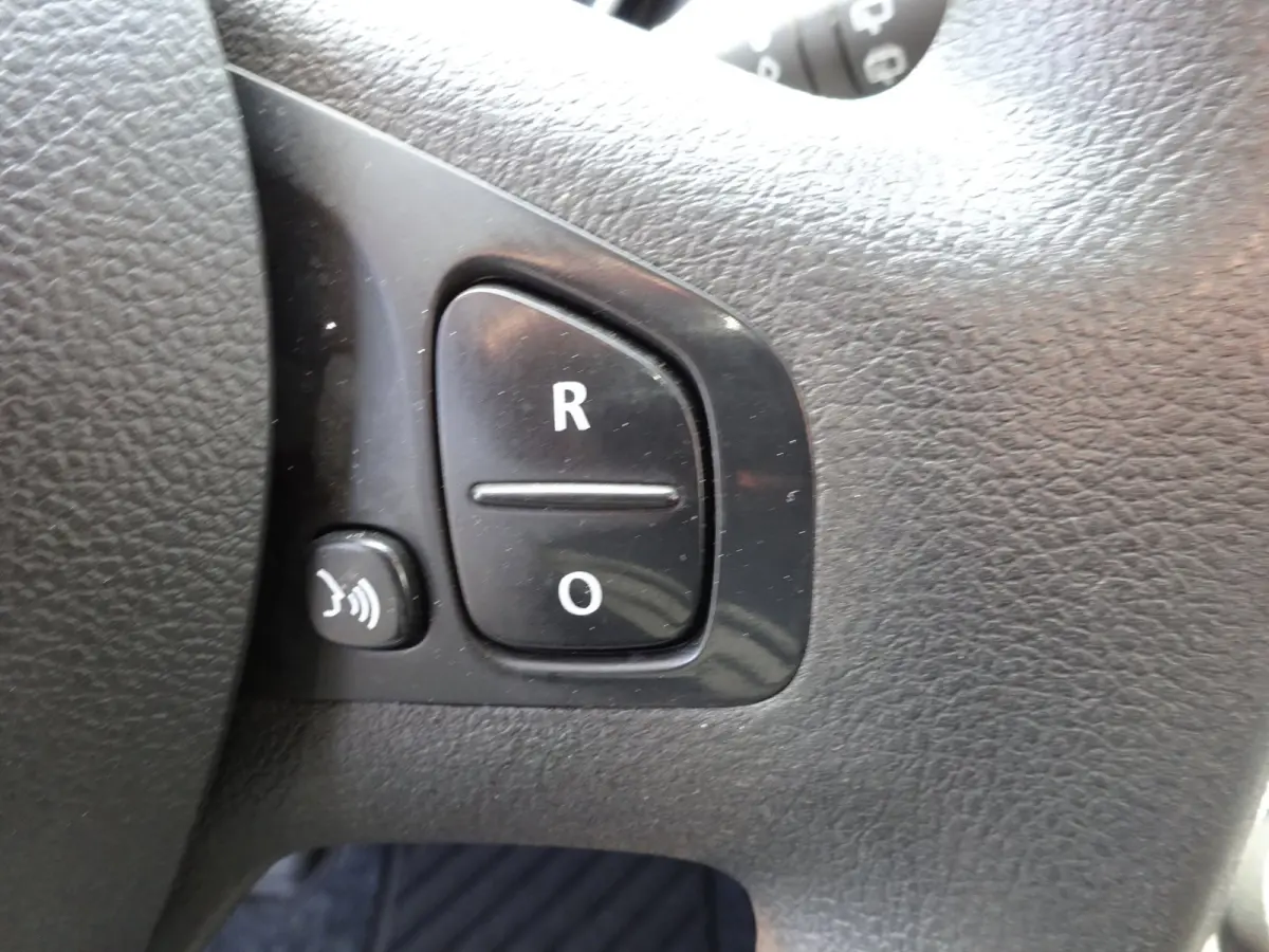 2.0 dCi 120 T29 L1H1 2 x SCHUIFDEUR AIRCO NAVIGATIE CRUISE CONTROL