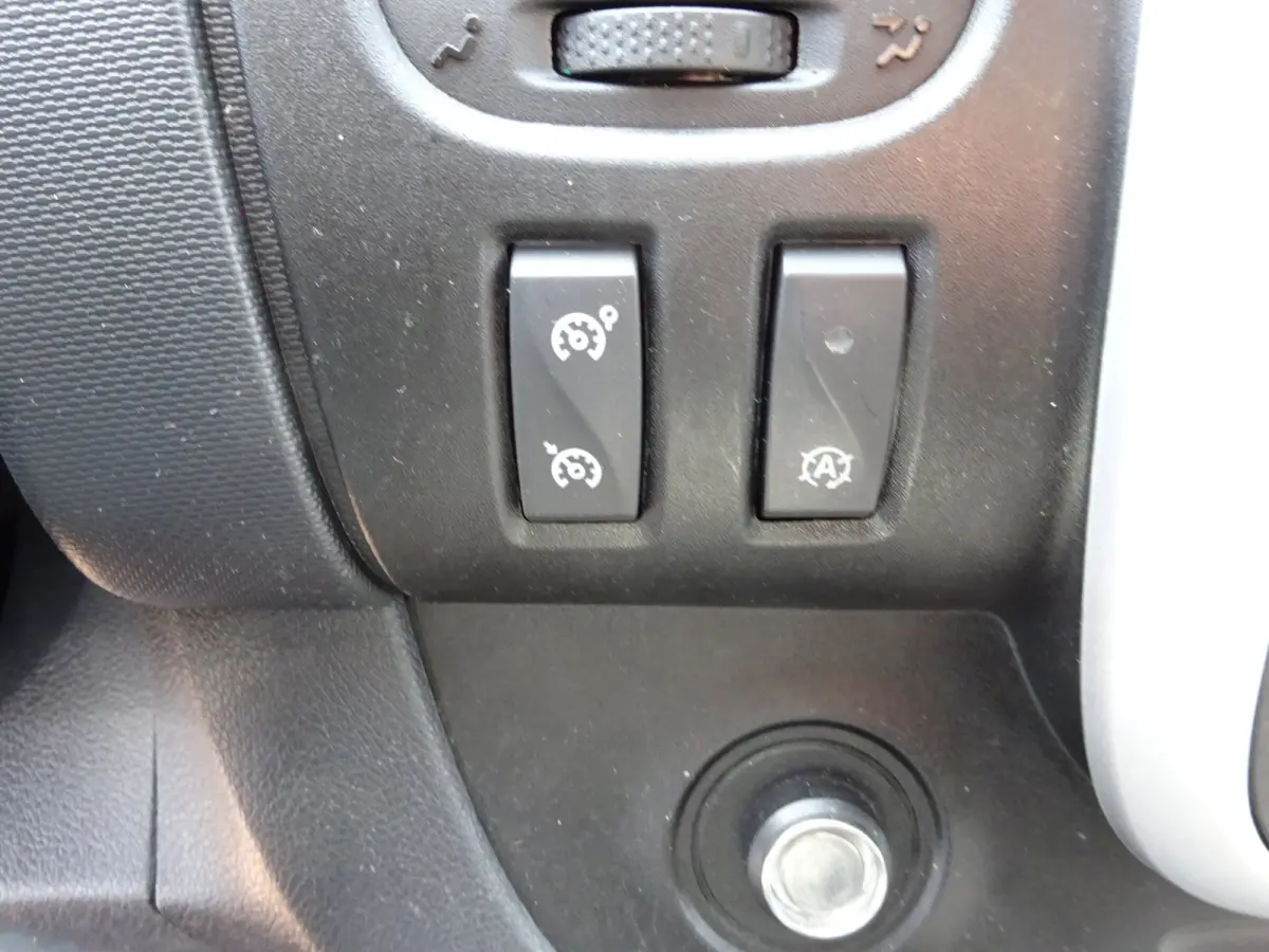 2.0 dCi 120 T29 L1H1 2 x SCHUIFDEUR AIRCO NAVIGATIE CRUISE CONTROL