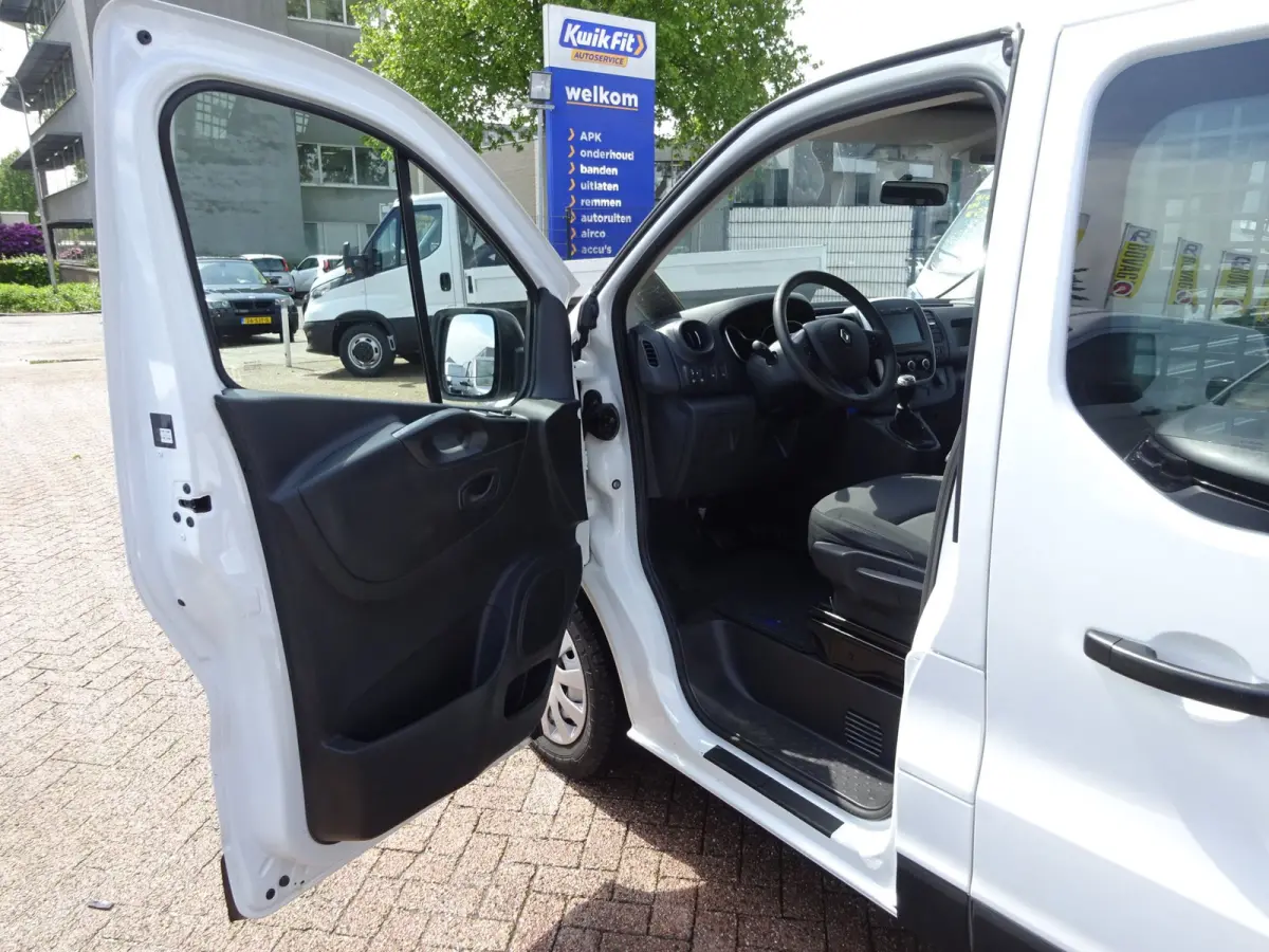 2.0 dCi 120 T29 L1H1 2 x SCHUIFDEUR AIRCO NAVIGATIE CRUISE CONTROL