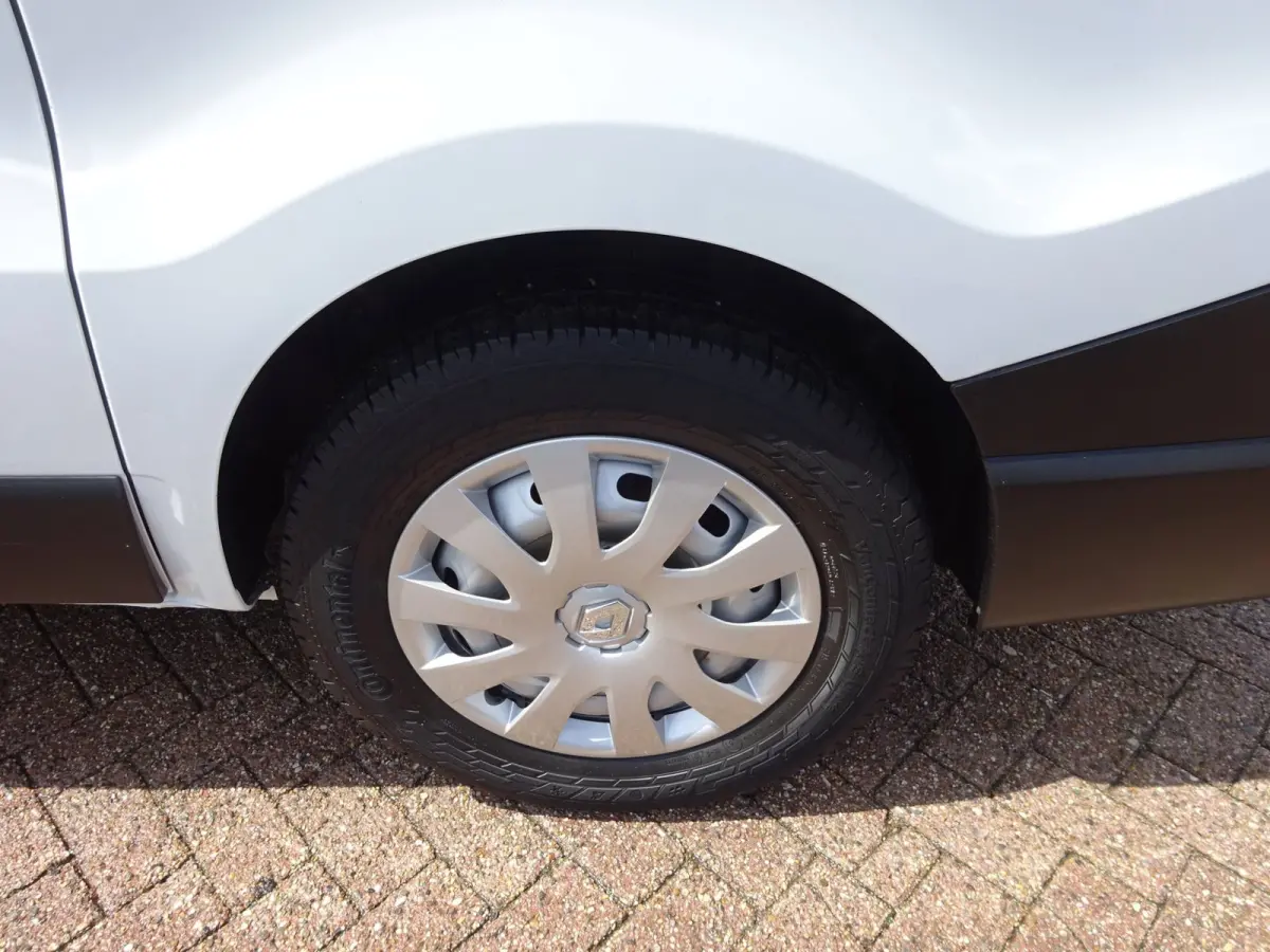 2.0 dCi 120 T29 L1H1 2 x SCHUIFDEUR AIRCO NAVIGATIE CRUISE CONTROL